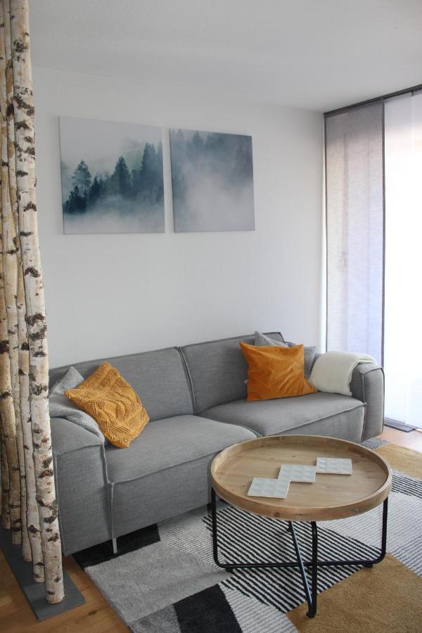 1-Zimmer-Apartment Mit Grossem Balkon Schönwalde Exteriör bild