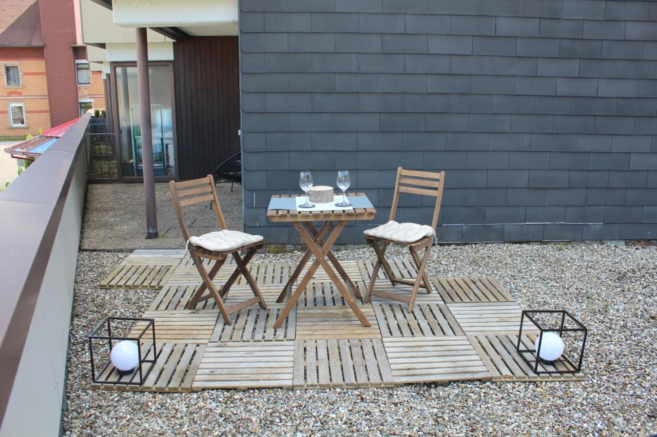 1-Zimmer-Apartment Mit Grossem Balkon Schönwalde Exteriör bild